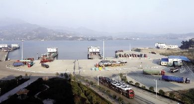 5年內建成三峽翻壩物流產業(yè)園 承擔一半以上貨運量_湖北頻道_鳳凰網(wǎng)